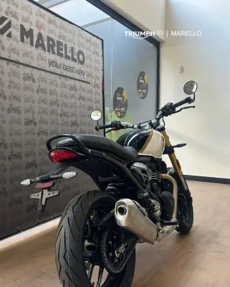 TRIUMPH SPEED 400 