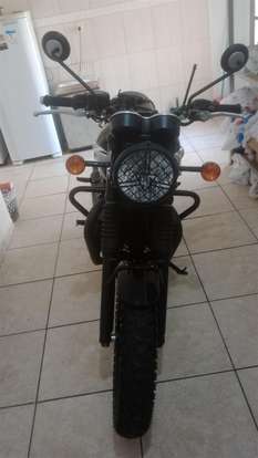TRIUMPH-BONNEVILLE T100 BLACK 900-2019