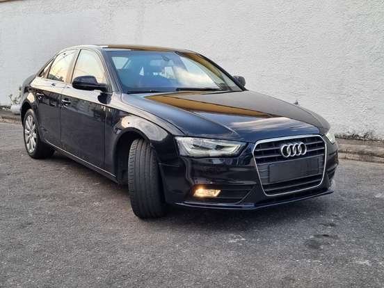 AUDI-A4-2.0 TFSI AMBIENTE 183CV GASOLINA 4P MULTITRONIC AUDI-A4-2013