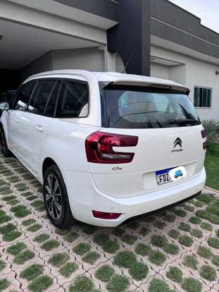 CITROËN-C4 PICASSO-1.6 SEDUCTION 16V TURBO GASOLINA 4P AUTOMÁTICO CITROËN-C4 PICASSO-2017