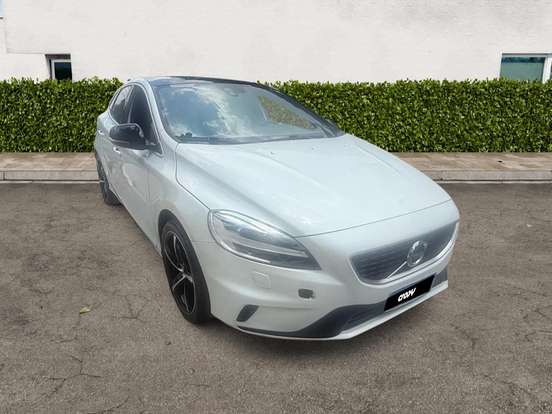VOLVO-V40-2.0 T5 R-DESIGN GASOLINA 4P AUTOMÁTICO VOLVO-V40-2018