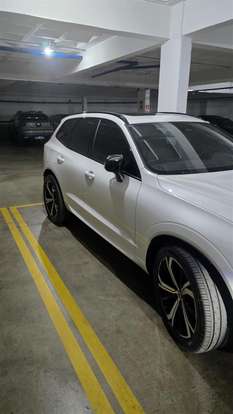 VOLVO-XC60-2024