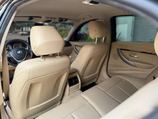 BMW-320i-2.0 16V TURBO ACTIVE FLEX 4P AUTOMÁTICO BMW-320i-2014