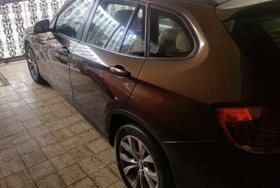 BMW-X1-2013