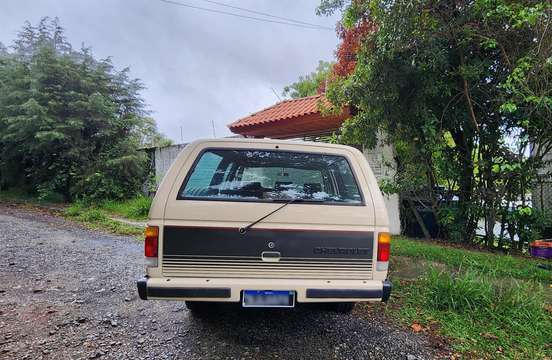 CHEVROLET-VERANEIO-1990