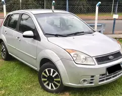 FORD FIESTA 1.6 MPI CLASS HATCH 8V FLEX 4P MANUAL FORD FIESTA 1.6 MPI CLASS HATCH 8V FLEX 4P MANUAL