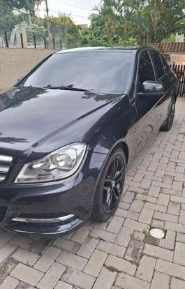 MERCEDES-BENZ-C 180-2011