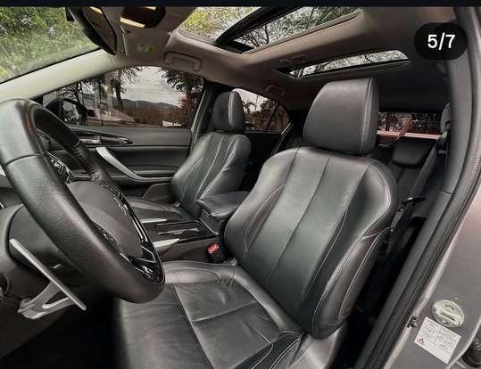 MITSUBISHI-ECLIPSE CROSS-1.5 MIVEC TURBO GASOLINA HPE-S CVT MITSUBISHI-ECLIPSE CROSS-2022