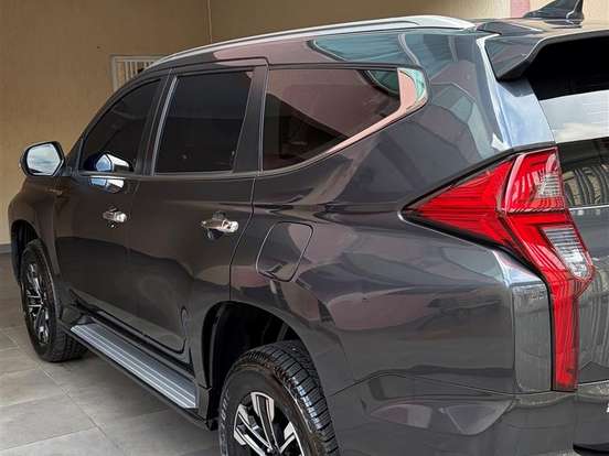 MITSUBISHI-PAJERO SPORT-2.4 16V MIVEC TURBO DIESEL HPE-S AWD AUTOMÁTICO MITSUBISHI-PAJERO SPORT-2023