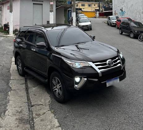 TOYOTA HILUX SW4 2.7 SRV 7 LUGARES 4X2 16V FLEX 4P AUTOMÁTICO