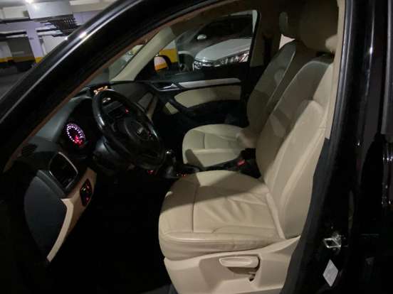 AUDI-Q3-2015