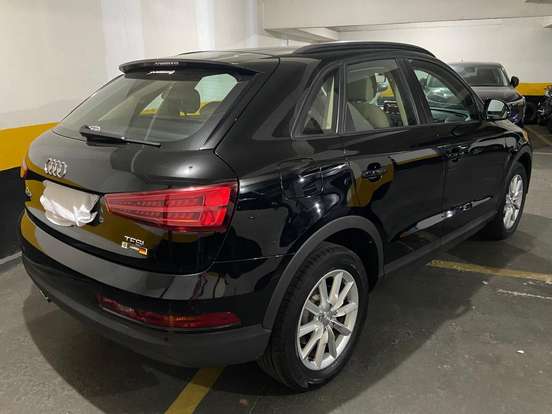 AUDI-Q3-2015