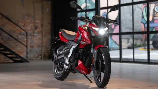 BAJAJ-PULSAR N150-2025