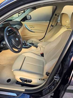 BMW-320i-2015