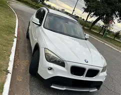 BMW X1 2.0 16V GASOLINA SDRIVE18I TOP 4P AUTOMÁTICO BMW X1 2.0 16V GASOLINA SDRIVE18I TOP 4P AUTOMÁTICO