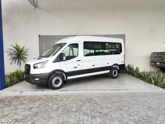 FORD TRANSIT 2.0 ECOBLUE DIESEL MINIBUS 14+1 410L AUTOMÁTICO FORD TRANSIT 2.0 ECOBLUE DIESEL MINIBUS 14+1 410L AUTOMÁTICO