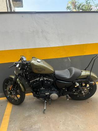 HARLEY-DAVIDSON SPORTSTER IRON 883 