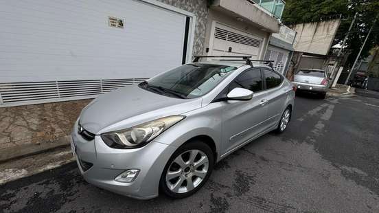 HYUNDAI-ELANTRA-2012