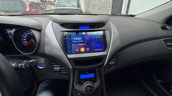 HYUNDAI-ELANTRA-2012