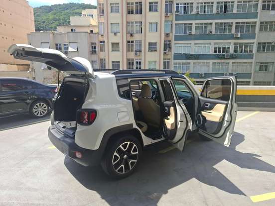 JEEP-RENEGADE-2020