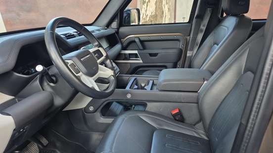 LAND ROVER-DEFENDER-2.0 P300 GASOLINA 110 SE AWD AUTOMÁTICO LAND ROVER-DEFENDER-2021