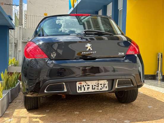 PEUGEOT-308-2012