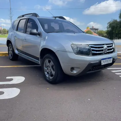 RENAULT DUSTER 2.0 DYNAMIQUE 4X2 16V FLEX 4P AUTOMÁTICO