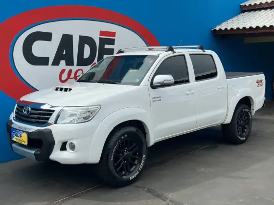 TOYOTA HILUX 3.0 SRV 4X4 CD 16V TURBO INTERCOOLER DIESEL 4P AUTOMÁTICO TOYOTA HILUX 3.0 SRV 4X4 CD 16V TURBO INTERCOOLER DIESEL 4P AUTOMÁTICO