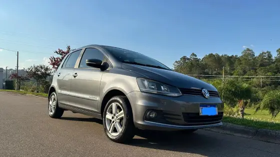 VOLKSWAGEN FOX 1.0 MPI COMFORTLINE 12V FLEX 4P MANUAL