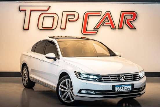 VOLKSWAGEN-PASSAT-2017