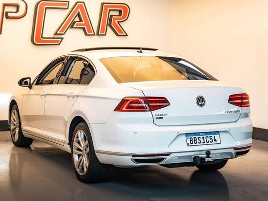 VOLKSWAGEN-PASSAT-2.0 16V TSI BLUEMOTION GASOLINA HIGHLINE 4P DSG VOLKSWAGEN-PASSAT-2017