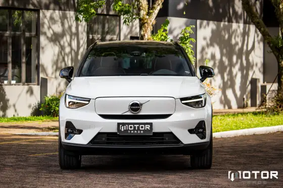 VOLVO XC40 P6 RECHARGE ELECTRIC PLUS VOLVO XC40 P6 RECHARGE ELECTRIC PLUS