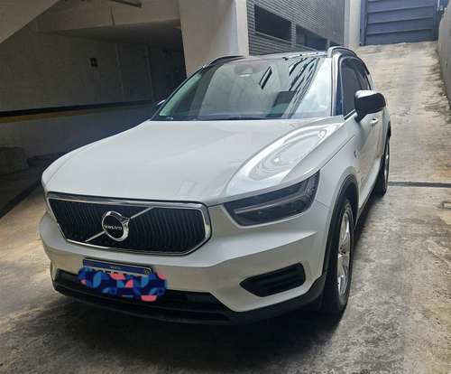 VOLVO-XC40-2.0 T4 GASOLINA GEARTRONIC VOLVO-XC40-2019