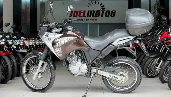 YAMAHA XTZ 250 TÉNÉRÉ YAMAHA XTZ 250 TÉNÉRÉ