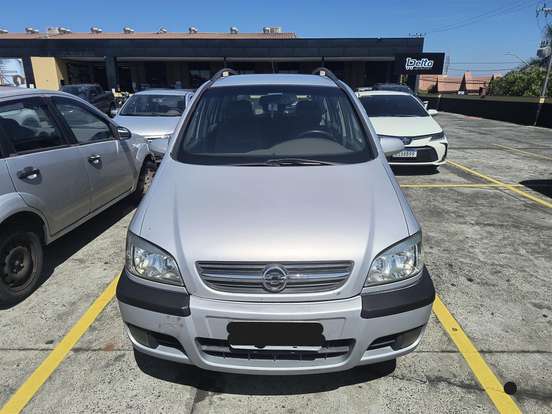 CHEVROLET-ZAFIRA-2004