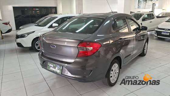 FORD KA 1.5 TI-VCT FLEX SE PLUS SEDAN AUTOMÁTICO