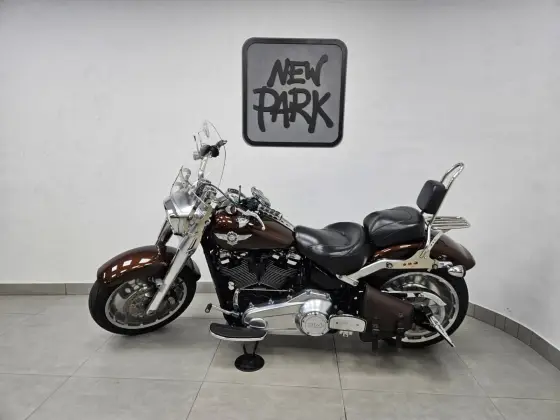 HARLEY-DAVIDSON SOFTAIL FAT BOY 114 
