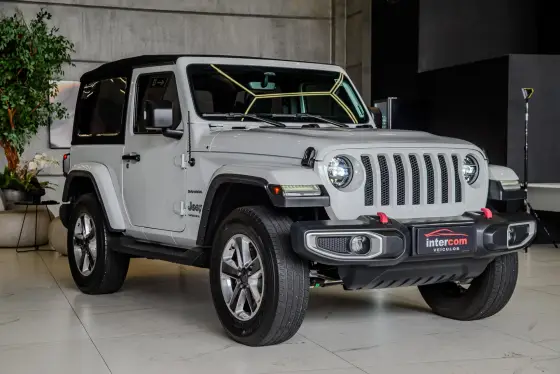 JEEP WRANGLER 2.0 TURBO GASOLINA SAHARA 2P 4X4 AT8