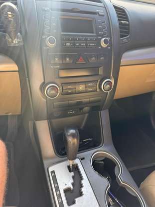 KIA-SORENTO-2010