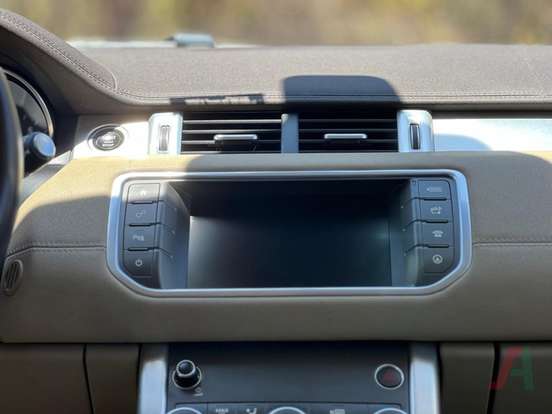 LAND ROVER-RANGE ROVER EVOQUE-2.0 SE 4WD 16V GASOLINA 4P AUTOMÁTICO LAND ROVER-RANGE ROVER EVOQUE-2017