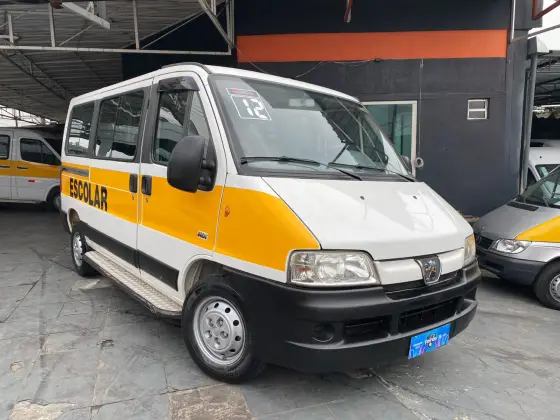 PEUGEOT BOXER 2.3 HDI 330 PASSAGEIRO 16 LUGARES 8V DIESEL 3P MANUAL