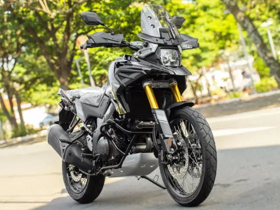 SUZUKI V-STROM 1050XT ABS SUZUKI V-STROM 1050XT ABS