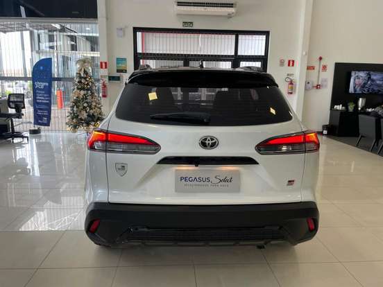 TOYOTA-COROLLA CROSS-2023