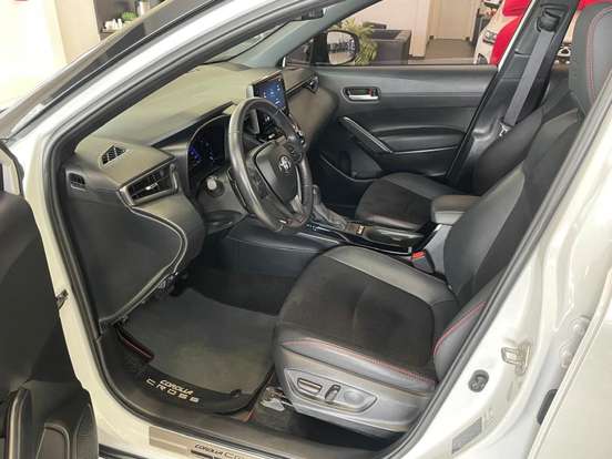 TOYOTA-COROLLA CROSS-2023
