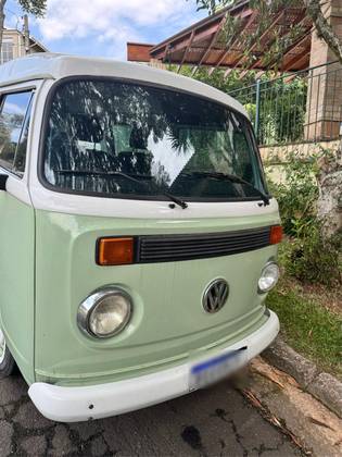 VOLKSWAGEN KOMBI 1.6 STD 8V GASOLINA 3P MANUAL