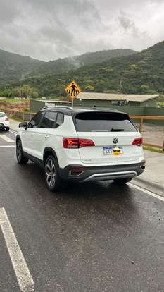VOLKSWAGEN-TAOS-2025