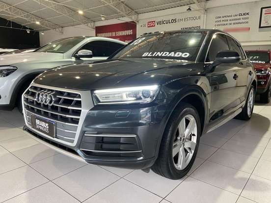 AUDI-Q5-2017