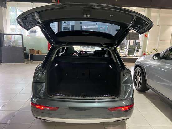 AUDI-Q5-2.0 TFSI GASOLINA AMBIENTE S TRONIC AUDI-Q5-2017