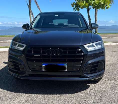 AUDI-Q5-2020