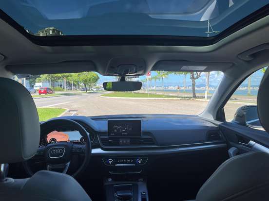 AUDI-Q5-2020